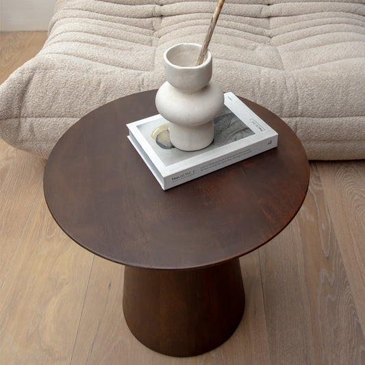 Bullnose Cone bijzettafel 55 cm – massief mangohout — zijaanzicht