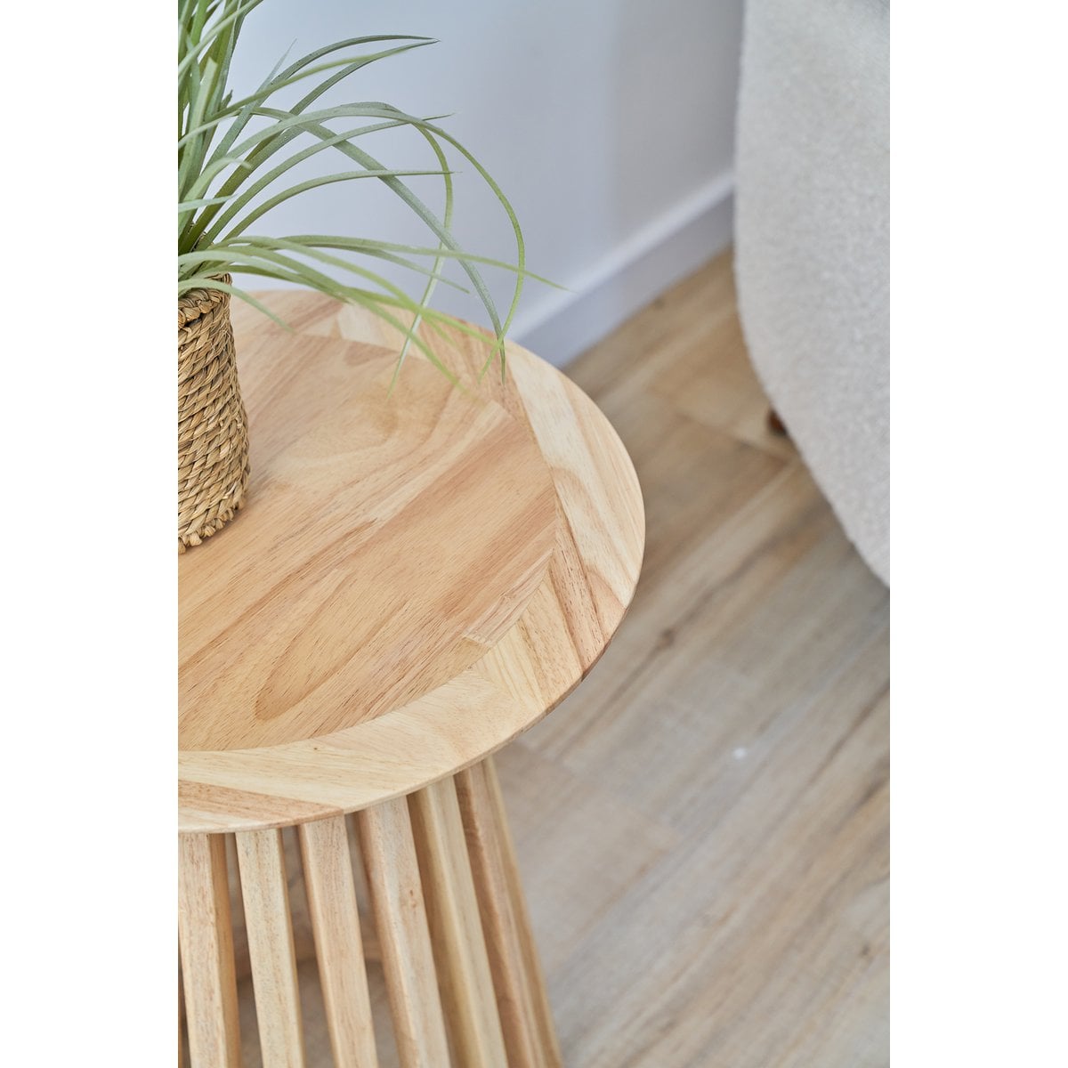Zijtafel – ronde houten bijzettafel 40x50 cm (100 kg) — schuine hoek — MEUBELIER