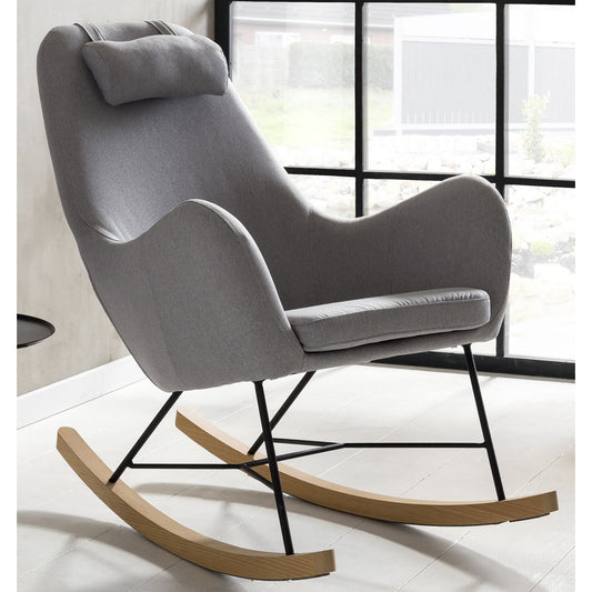 Schommelstoel grijs textiel – Scandinavisch design met eiken lopers