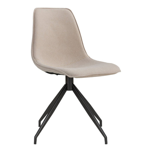 Set van twee House Nordic Monaco eetkamerstoelen in zandkleurige stof met zwarte draaivoet, staand in een moderne eetkamer