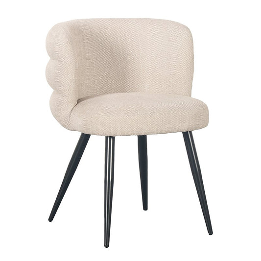 Set van 2 beige Pole To Pole Cloud eetkamerstoelen met zachte, afgeronde vormen en zwarte accenten, staand in een moderne eethoek.