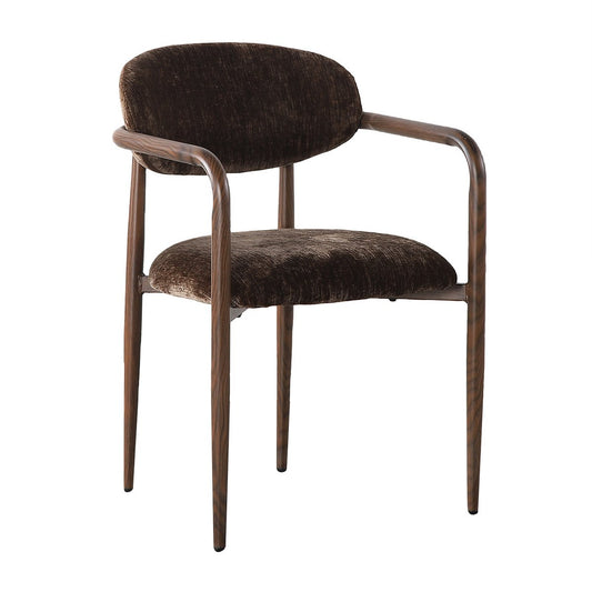 Set van twee Pole To Pole Sake Stoelen in Omber bruin, met een houtlook frame en zachte bekleding, passend in een Japandi-interieur