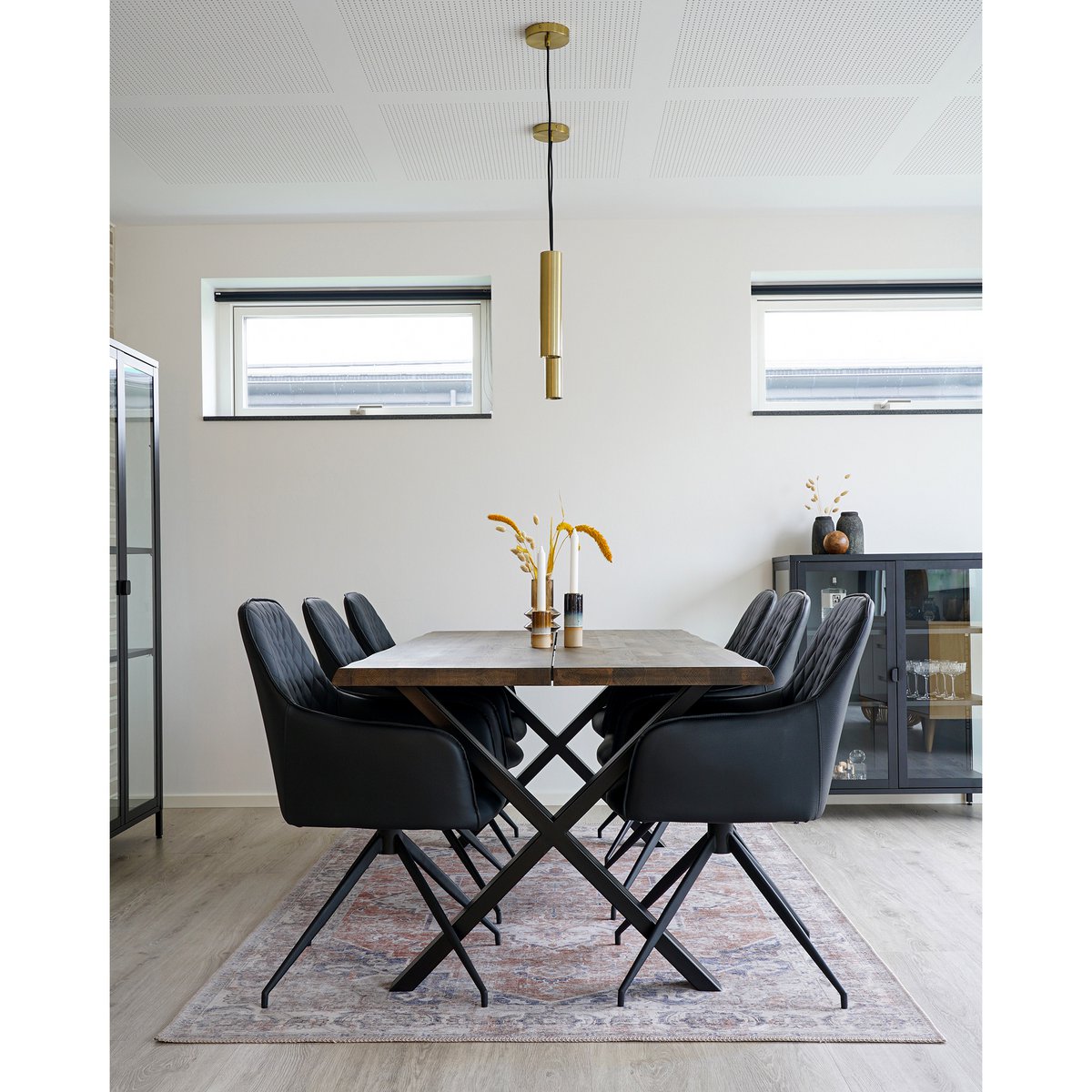 House Nordic Harbo Eetkamerstoel - Zwart PU-leer